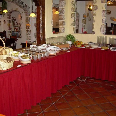 Parkhotel نيوبراندنبرغ المظهر الخارجي الصورة